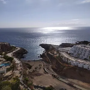  Apartment Studio With Ocean View. 100 M Beach Spain